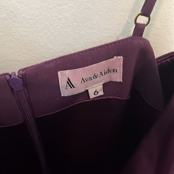 Ava and Aiden size 6 dress in grape color - Picture 4 of 5